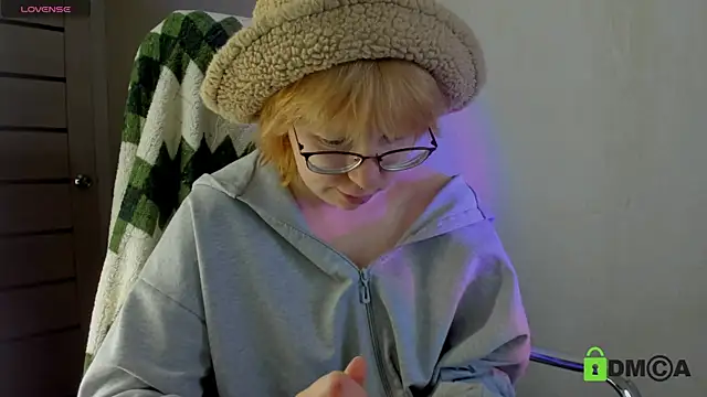 Онлайн чат XXX Melissa_Wells