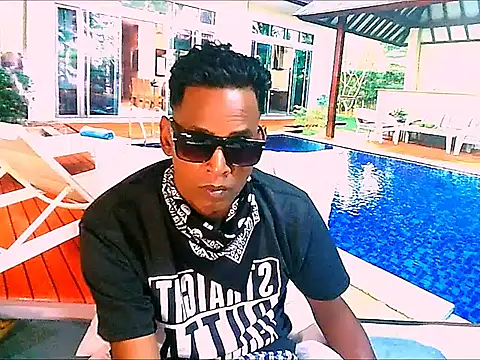 IndianHunk01: вебкам-шоу