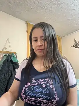 latinfemale Chat XXX live