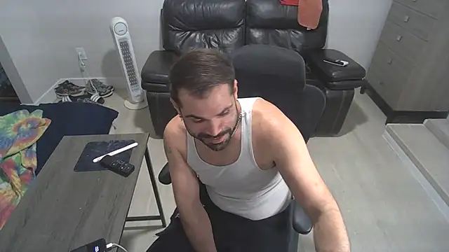 Онлайн чат XXX Zander823