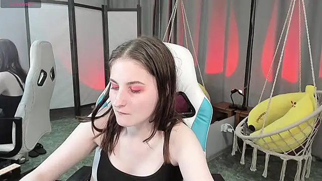 KiraDuvall Live XXX-Chat