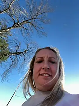 sweetkacibaby Show in webcam