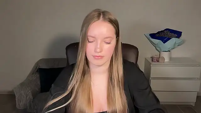 แชท XXX สดของ EvaMaddison