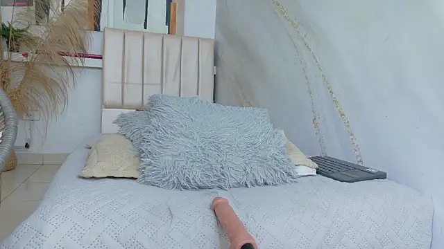 sofia_laverde Adlı Modelin Canlı XXX Sohbeti