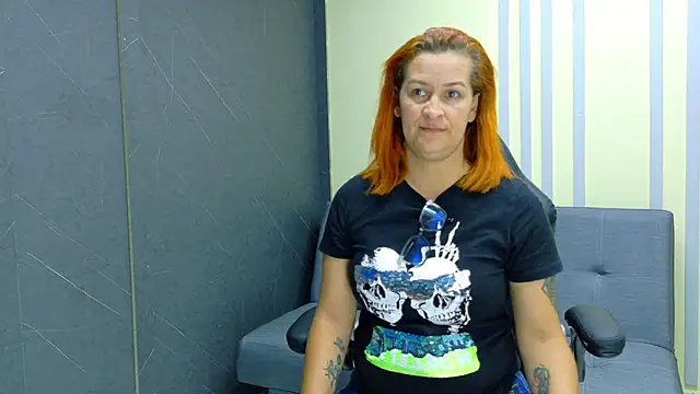 Britney_taylor_: онлайн-секс-чат