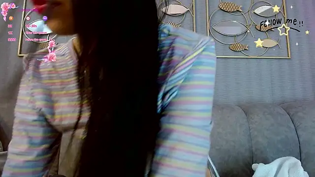 laraa_jeean 现场XXX聊天