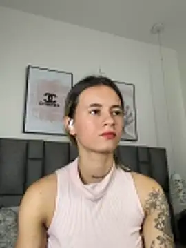 JuliaColemann Chat XXX live