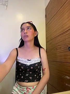 Chat +18 de goddess_athena69 ao vivo