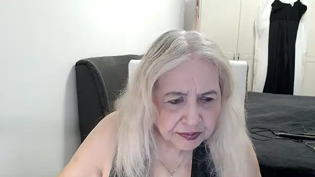 SusiLifeXXX Chat XXX in diretta