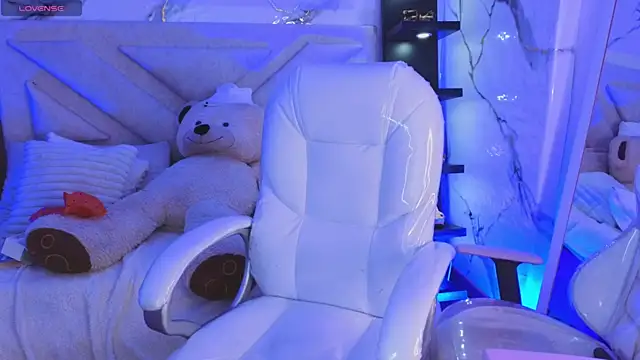 _aitana_001: онлайн-секс-чат