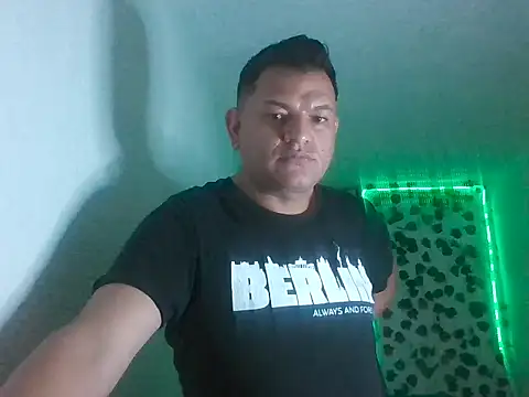 SexDiffrent লাইভ XXX চ্যাট