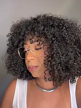 XXX chat uživo modela dianagolley420