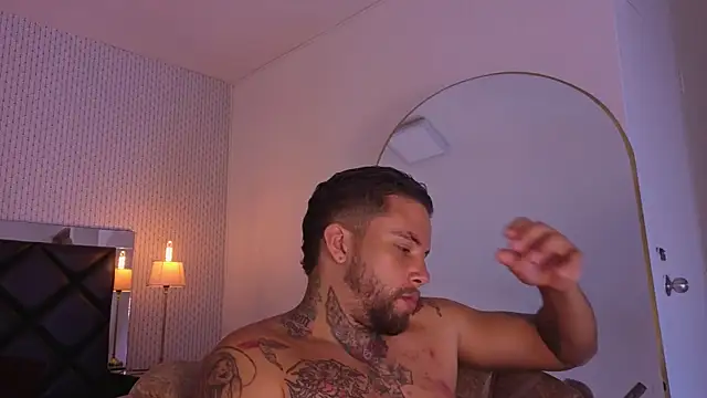 matthew_lennox_'s Webcam Show