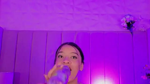 Chat XXX en directo de MollyBigBoobs12