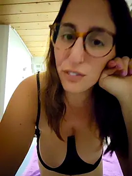 Maya_Brooke 现场XXX聊天