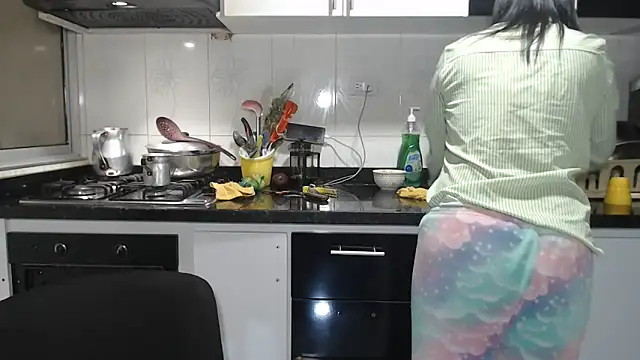 kateleyagrey's Live XXX Chat