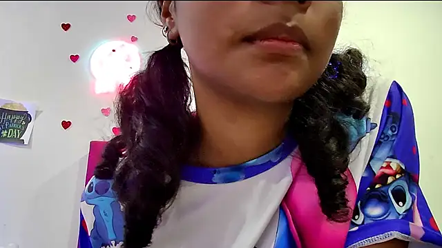 Ellie_Cute7 Pertunjukan Webcam