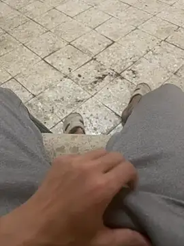 عرض كام Hehjehjeqll