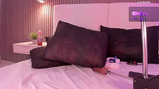 Онлайн чат XXX annie_clarkson