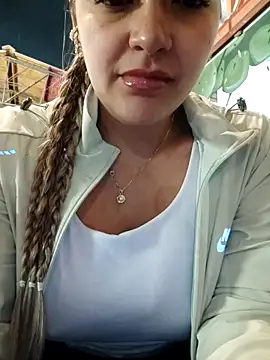 Chatroom XXX en direct de alana_69