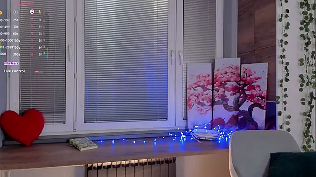 OssieCrews' Live XXX Chat