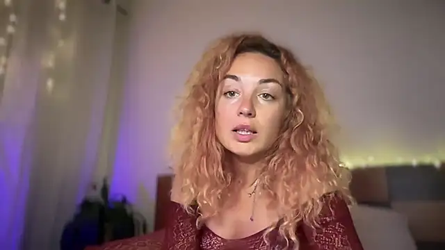 Živý XXX chat Reddgiirl