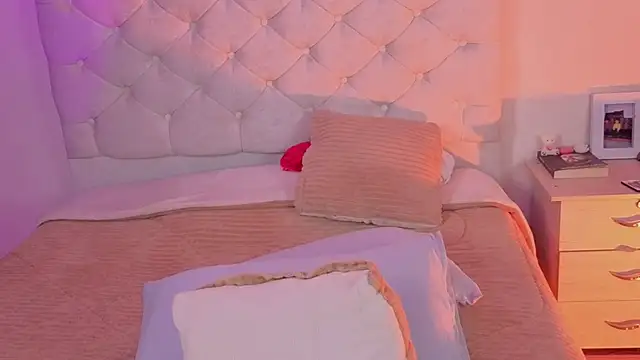 ChanellGV Chat XXX in diretta