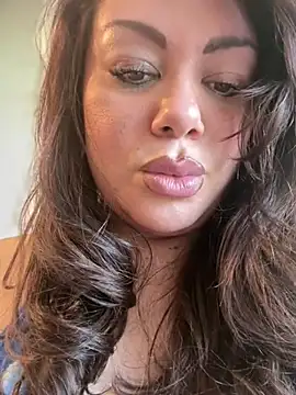 BadAssVeronica 现场XXX聊天