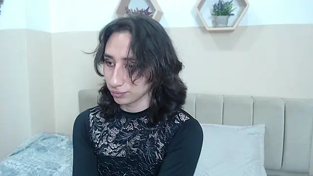 Charlothe_7 在線直播表演