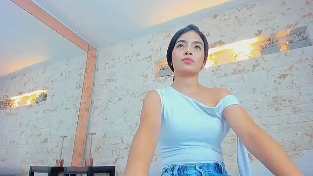 Chat XXX en directo de linda_cooper_