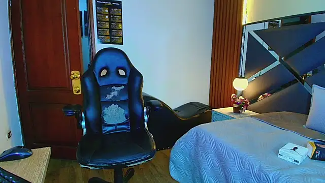 Kittie_Vixen webcam show