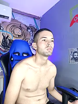 Ian_Valenti – Naživo XXX chat