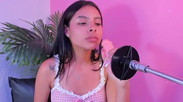 Lia_owenssのライブXXXチャット