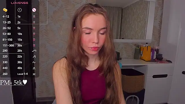 YonaBones Chat XXX live