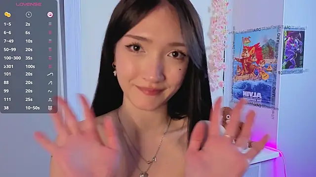 yung_leanaのライブXXXチャット