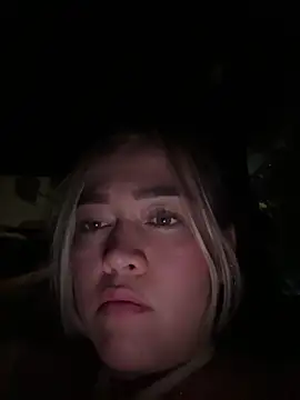 Chatroom XXX en direct de Danielavegax