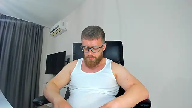 XXX chat uživo modela Findom_guy