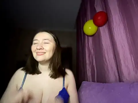 MimiYolaVi Adlı Modelin Canlı XXX Sohbeti