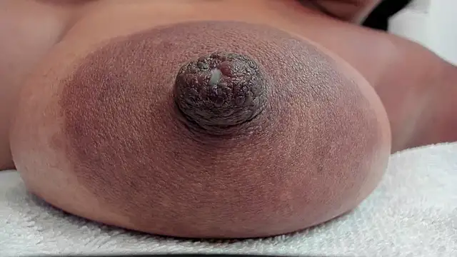 XXX chat uživo modela zara_lopez