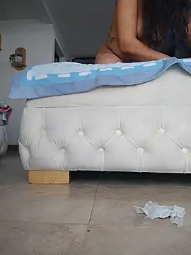 Онлайн чат XXX KittyHoleshot87