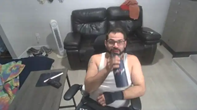 Pokazy przed kamerką – Zander823