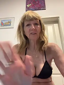 Chatroom XXX en direct de MatureKim