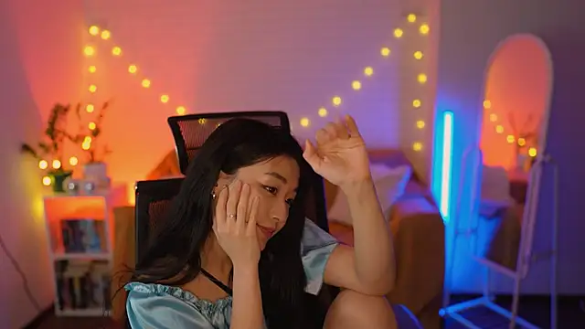 Chatroom XXX en direct de HannaRosie_