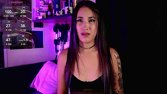 XXX chat uživo modela BLACKTSUKI7_