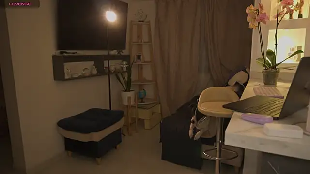 XXX chat uživo modela valeria_rosses