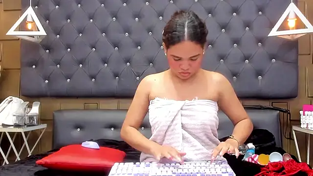 CaroBeltran Chat XXX in diretta