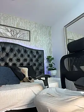 Lander_Cruz: онлайн-секс-чат