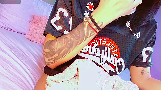 AiishaRose Adlı Modelin Web Kamerası Şovu