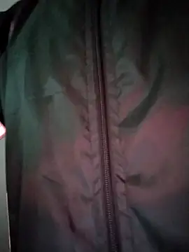 Natasha_miilf élő XXX-chatje