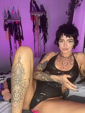 littleinkedblaise666 Webcam Show